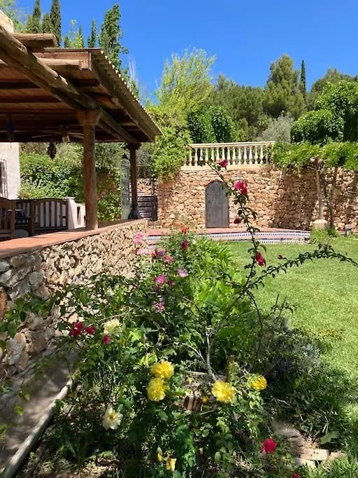 Cortijo Pago Y Benisalte- A Stylish Villa Set Within Beautiful Mountain Views 오르히바