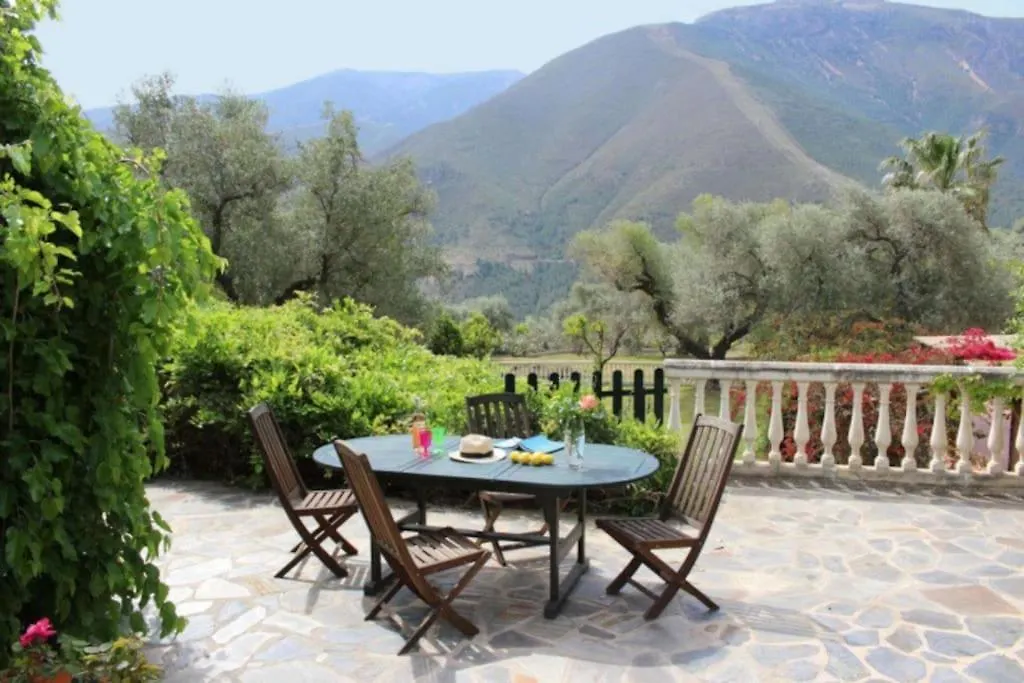 Cortijo Pago Y Benisalte- A Stylish Villa Set Within Beautiful Mountain Views 오르히바 스페인